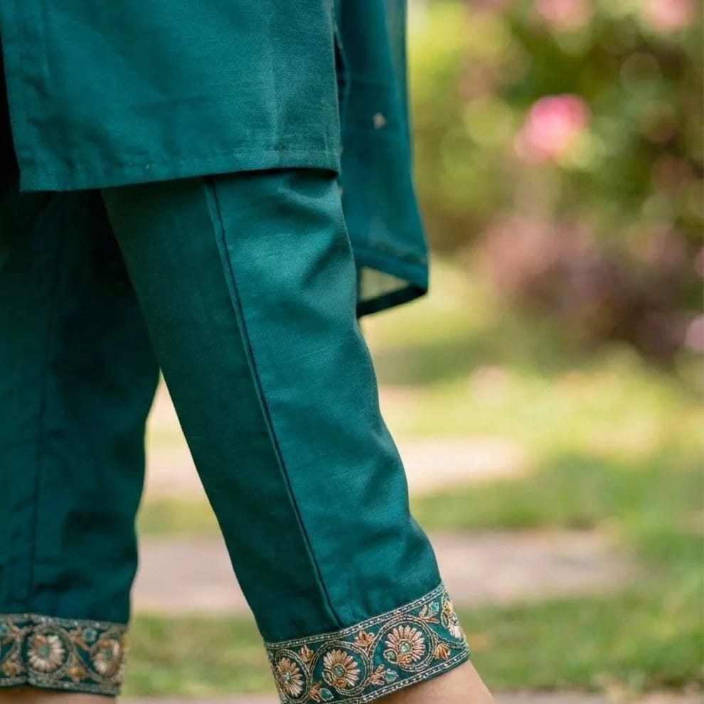 Emerald Noor Embroidered Roman Silk Suit Set with Dupatta